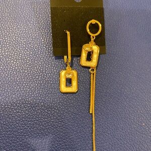 Elegant Gold Drop Earrings